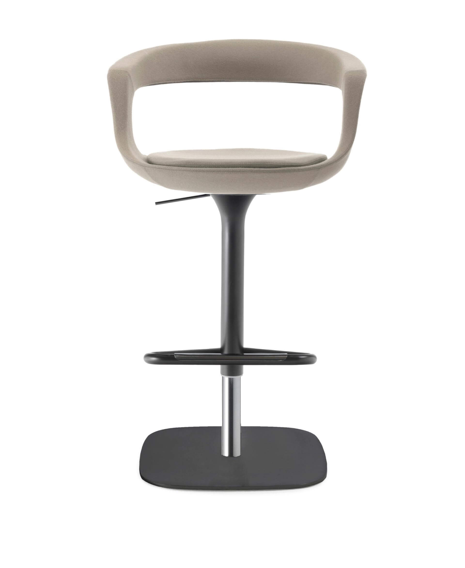 Lomacasa_Pellizzoni_Frenchkiss-Swivel-Stool_hero
