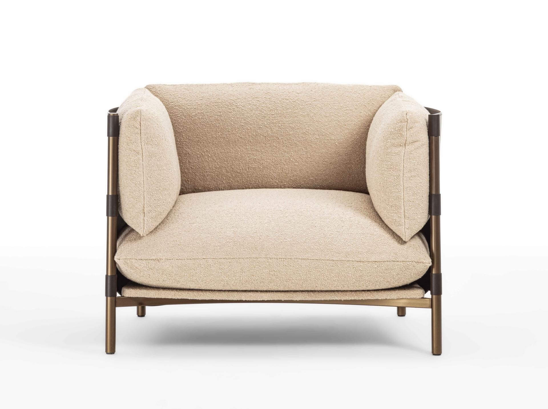Lomacasa_Pellizzoni_Iris-Relax-Armchair_hero