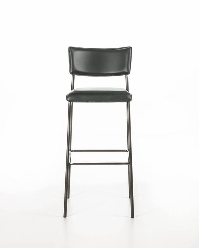 Lomacasa_Pellizzoni_Isotta-Stool_Description